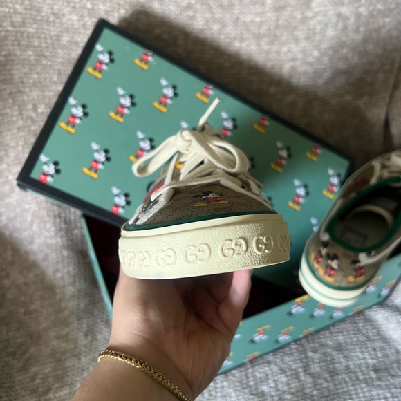 Disney X Gucci Tennis 1977 Mickey Mouse - Picture 6 of 8